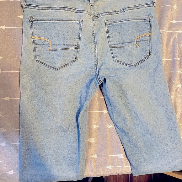 American Eagle Jeans - Picture 2 of 3
